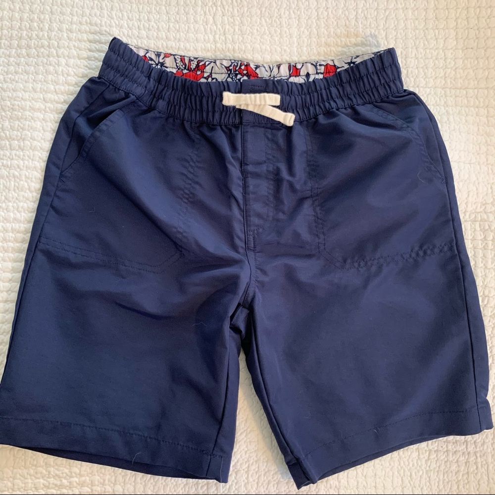 Vineyard Vines navy shorts/swim boys size L
